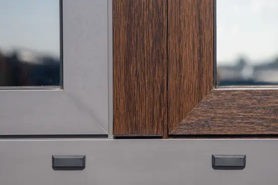 Extérieur – Films adhésifs extérieurs